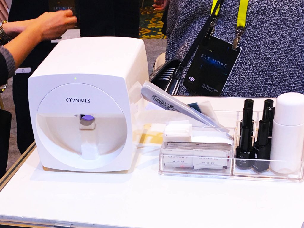 O2Nails Printable Nail Technology Exhibit at CES 2017